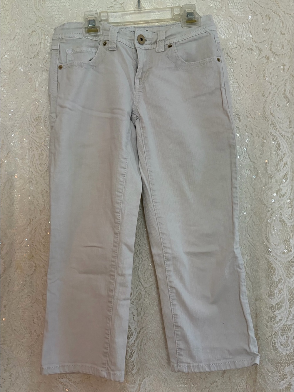 INC International Concepts Pre-loved Women’s White Straight-Leg Capris Jeans 0